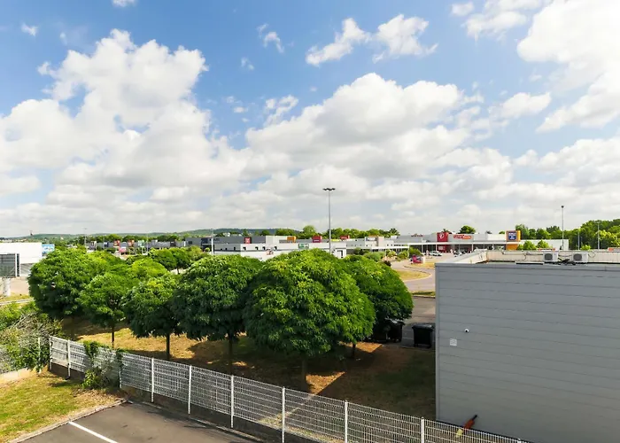 Metz Отель Augny