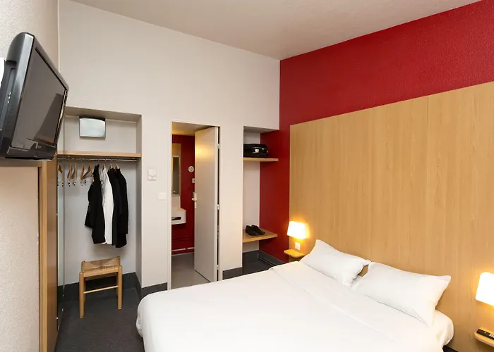 Отель Metz Augny